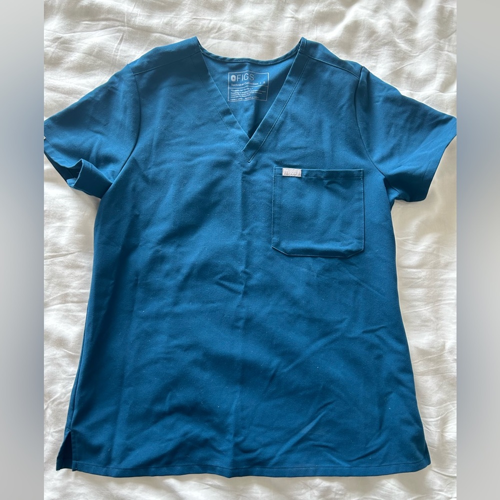 Figs Catarina Single Pocket Scrub Top. Size S. Limited Edition Deep Reef color.